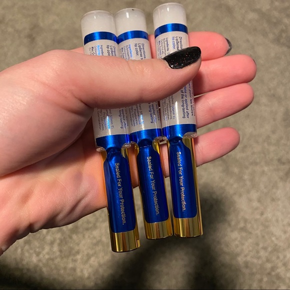 Lipsense Matte Gloss - Picture 3 of 3
